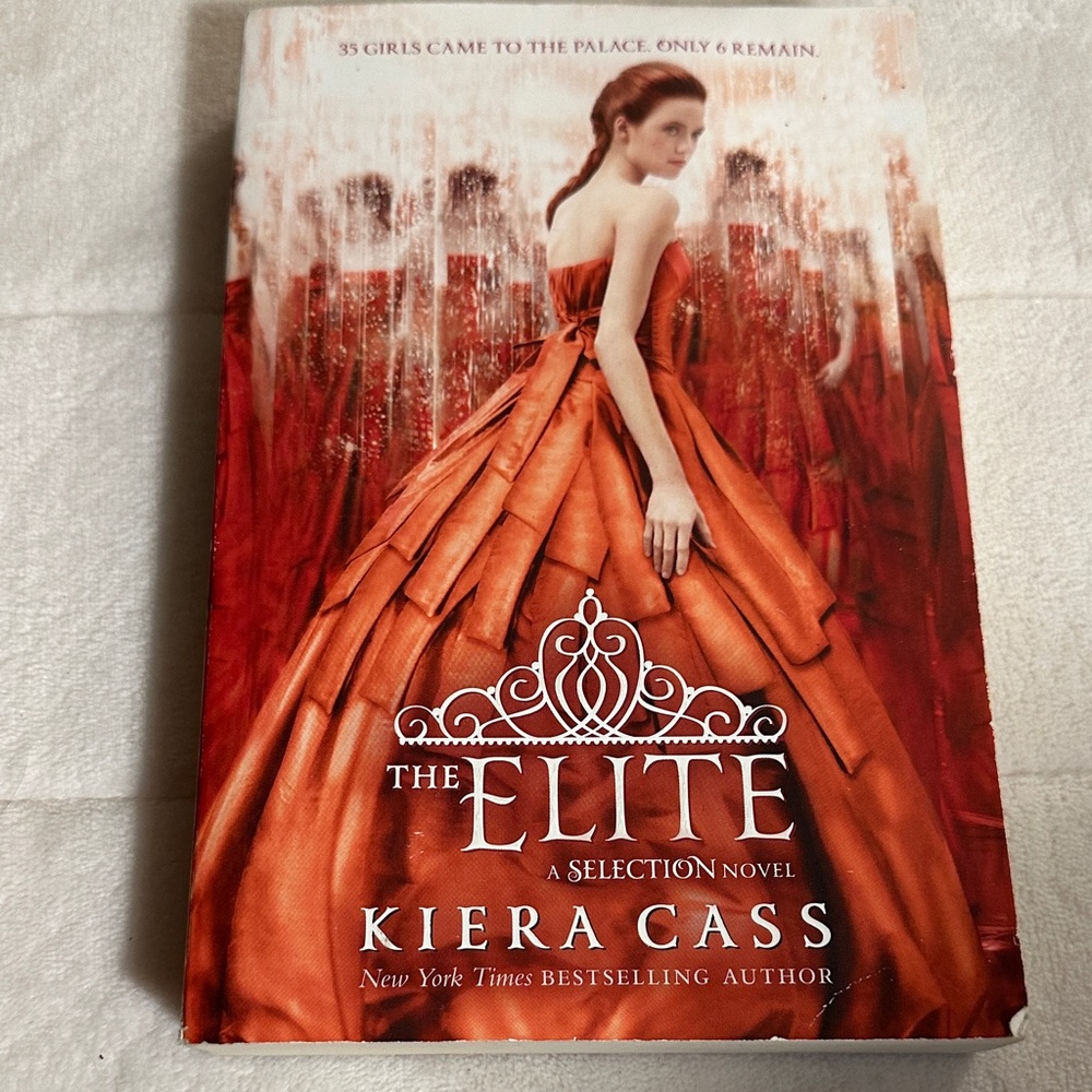 ⭐️2/$12⭐️ The Elite A Selection novel by Kiera Cass